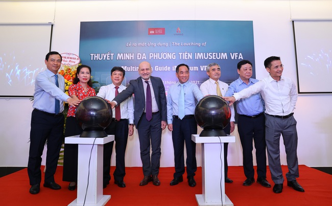 Ứng dụng Thuyết minh đa phương tiện iMuseum VFA với 8 ngôn ngữ của Bảo tàng Mỹ thuật Việt Nam - Ảnh 1.