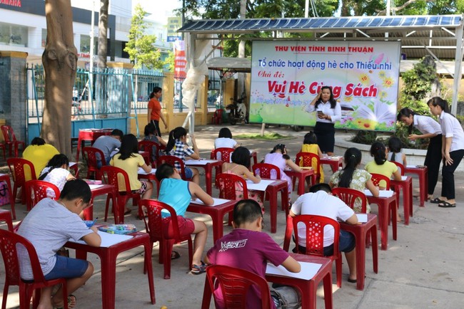 Bình Thuận: Tăng cường thu hút bạn đọc thiếu nhi đến với thư viện tỉnh - Ảnh 1.