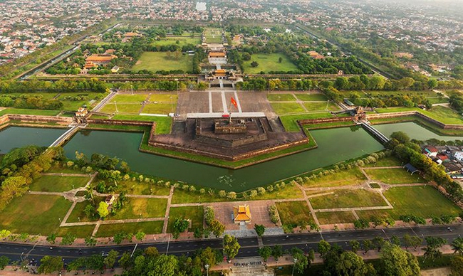 Xây dựng Thừa Thiên Huế xứng tầm là một trong những trung tâm lớn, đặc sắc về văn hóa, du lịch  - Ảnh 1.