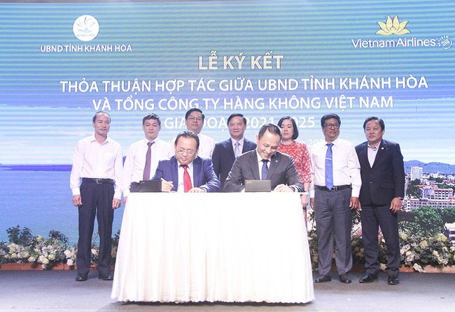 Khánh Hòa triển khai chương trình hợp tác với Tổng Công ty Hàng không Việt Nam giai đoạn 2021 - 2025 - Ảnh 1.