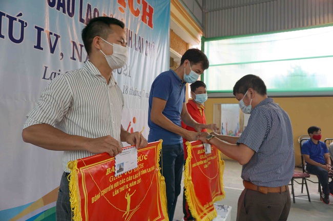 Giải vô địch bóng chuyền hơi các câu lạc bộ tỉnh Lai Châu lần thứ IV, năm 2021 - Ảnh 2.
