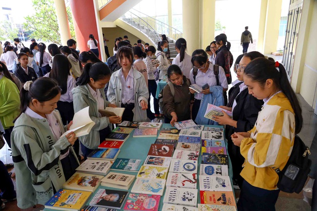 Khánh Hòa: Kế hoạch triển khai thực hiện Đề án phát triển văn hóa đọc trong cộng đồng giai đoạn 2021 – 2025 - Ảnh 1.