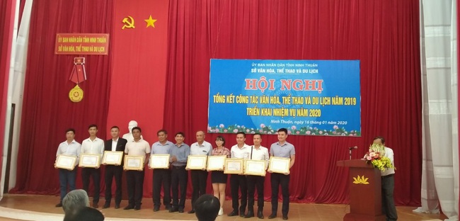 Sở VHTTDL Ninh Thuận: Triển khai nhiều giải pháp nâng cao chất lượng công tác thi đua, khen thưởng - Ảnh 1.