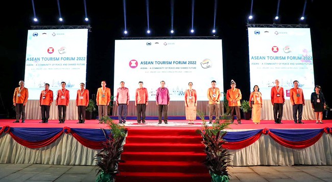 Diễn đàn Du lịch ASEAN 2022 khai mạc trọng thể tại Sihanoukville, Vương quốc Campuchia - Ảnh 1.