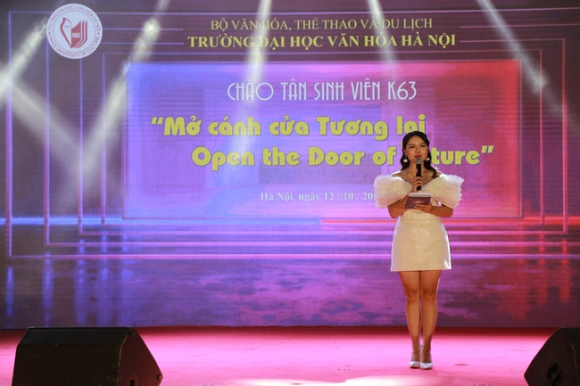Trường Đại học Văn hóa Hà Nội tổ chức Gala Chào tân sinh viên K63 - Ảnh 1.
