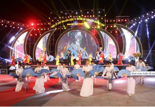 Khai mạc Tuần lễ lướt ván diều quốc tế và các sự kiện văn hóa du lịch Ninh Thuận 2022 - Ảnh 1.
