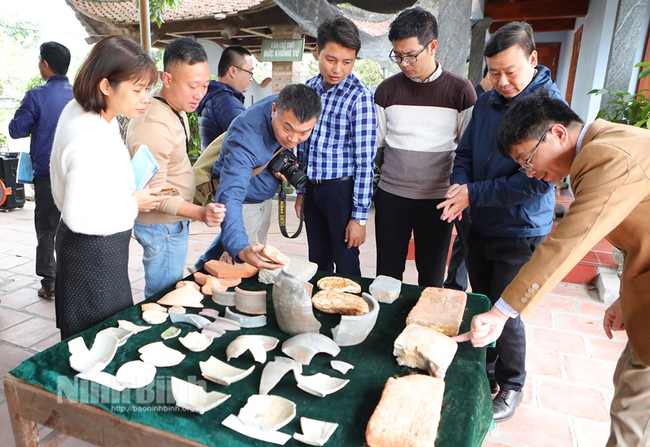 Hội nghị báo cáo sơ bộ kết quả khai quật khảo cổ các địa điểm thuộc Khu di tích Quốc gia đặc biệt Cố đô Hoa Lư - Ảnh 1.