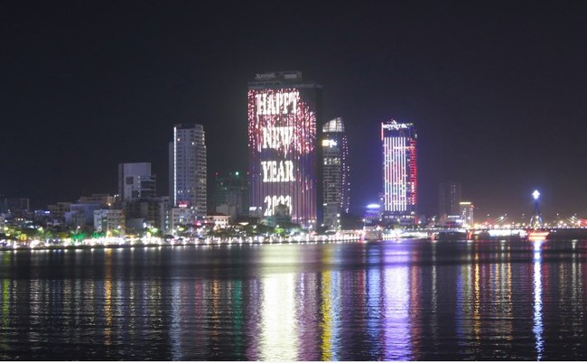 Đà Nẵng: Nhiều hoạt động văn hóa, nghệ thuật chào đón năm mới 2023  - Ảnh 1.