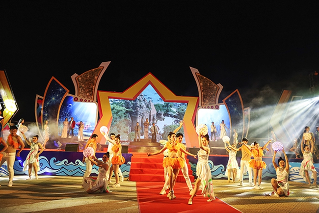 Khánh Hòa: Chuỗi chương trình văn hóa, nghệ thuật 2022 mời gọi du khách - Ảnh 1.