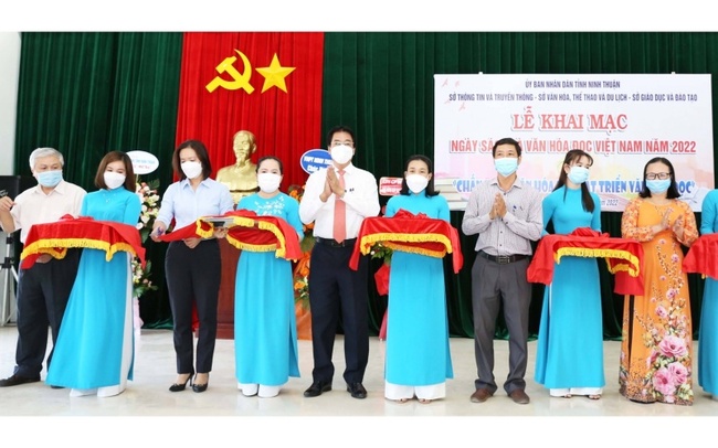 Ninh Thuận khai mạc Ngày Sách và văn hóa đọc Việt Nam năm 2022 - Ảnh 1.