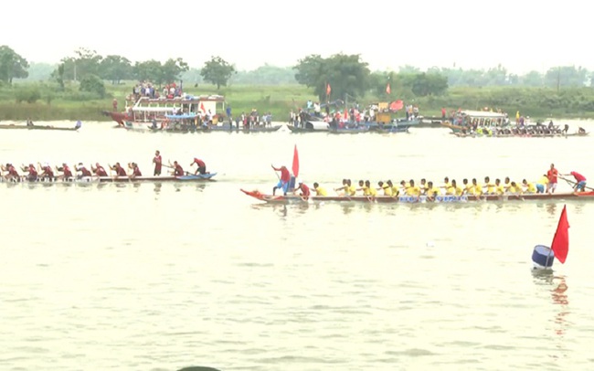 Hơn 500 vận động viên dự giải Đua thuyền truyền thống Phát thanh-Truyền hình Quảng Nam lần thứ 25 - Ảnh 1.