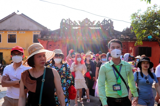 Quảng Nam khắc phục tình trạng thiếu nhân lực ngành Du lịch - Ảnh 1.