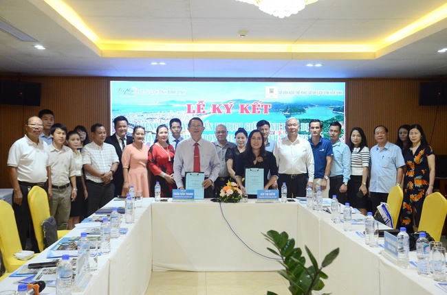 Liên kết phát triển du lịch giữa tỉnh Bình Định và tỉnh Hòa Bình trong giai đoạn bình thường mới - Ảnh 1.