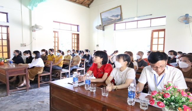 Quảng Bình: Tổ chức các lớp đào tạo dịch vụ du lịch cộng đồng năm 2022 - Ảnh 1.