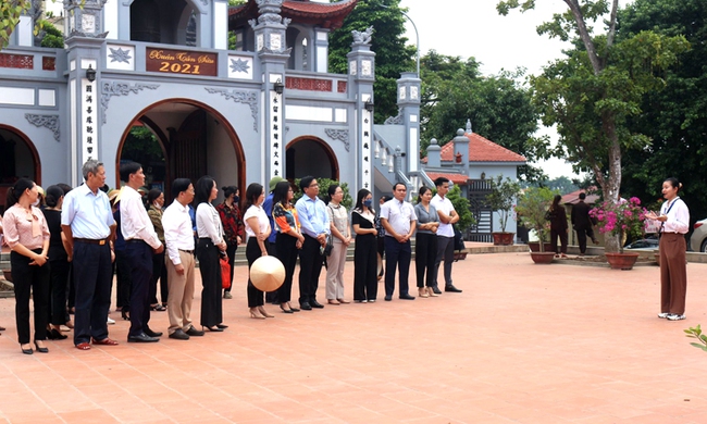 Phú Thọ: Hội thảo xây dựng sản phẩm du lịch tâm linh - nghi lễ rước nước đền Tam Giang - Ảnh 2.