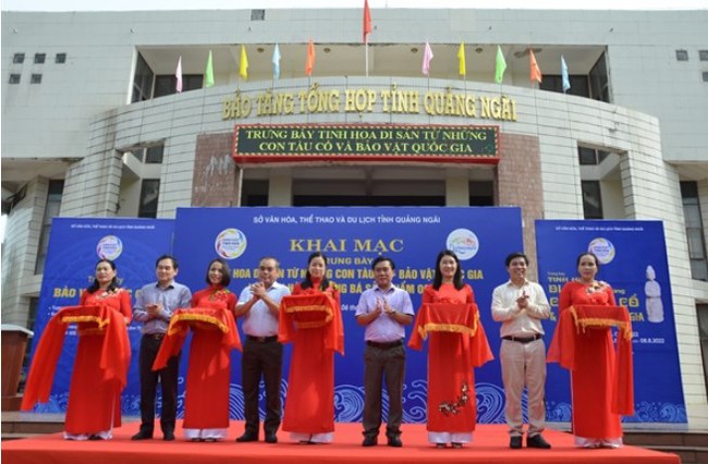 Quảng Ngãi trưng bày &quot;Tinh hoa di sản từ những con tàu cổ&quot; - Ảnh 1.