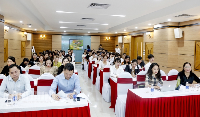 Ninh Bình: Bồi dưỡng kỹ năng bán hàng và marketing du lịch - Ảnh 1.
