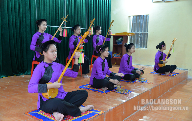 Lạng Sơn: Sôi nổi phong trào văn nghệ quần chúng - Ảnh 1.