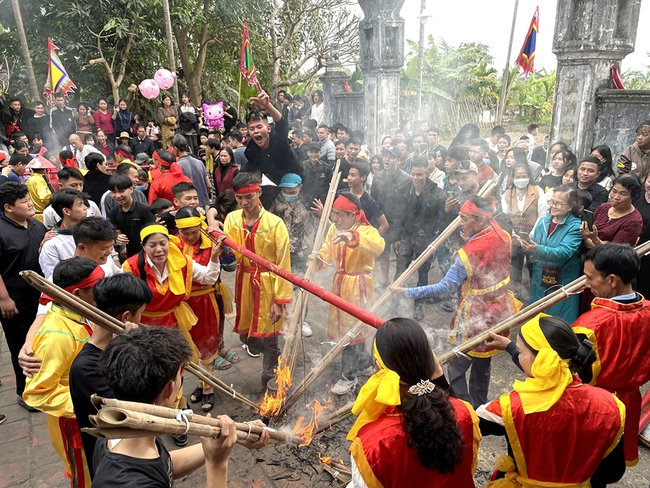 Phú Thọ: Đặc sắc lễ hội đầu Xuân - Ảnh 1.