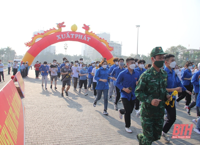 Hướng tới “Ngày chạy Olympic vì sức khỏe toàn dân” tỉnh Thanh Hóa năm 2023 - Ảnh 1.