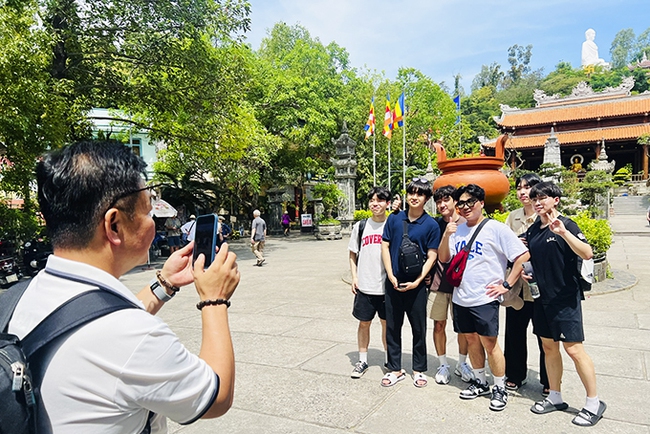 Khánh Hòa: Triển khai các hoạt động xúc tiến quảng bá du lịch năm 2023 - Ảnh 1.
