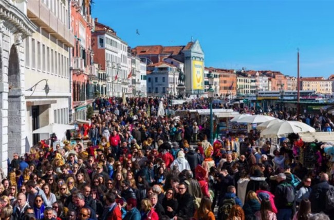 Venice nỗ lực thu phí du khách - Ảnh 1.