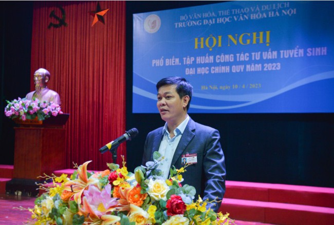 Trường đại học Văn hóa Hà Nội tổ chức Hội nghị phổ biến, tập huấn công tác tư vấn tuyển sinh đại học chính quy năm 2023 - Ảnh 2.