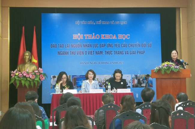 Đào tạo lại nguồn nhân lực đáp ứng yêu cầu chuyển đổi số ngành thư viện ở Việt Nam - Ảnh 2.