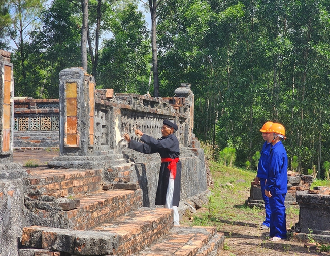 Khởi công dự án bảo tồn tu bổ, phục hồi và tôn tạo di tích lăng mộ Nghi Thiên Chương Hoàng hậu Từ Dụ - Ảnh 1.