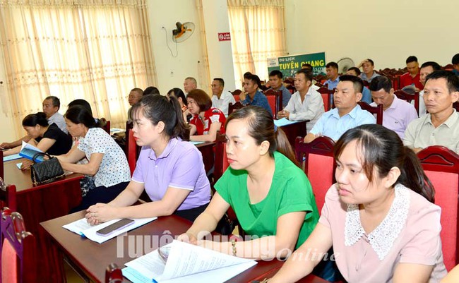 Quảng Ninh: Hơn 70 học viên được bồi dưỡng chuyên môn nghiệp vụ du lịch cộng đồng - Ảnh 1.