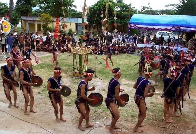 Khai thác thế mạnh “hợp lưu văn hóa” ở Tây Nguyên - Ảnh 1.