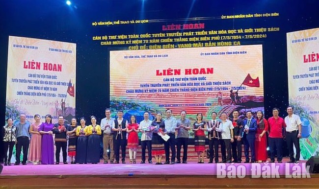 Phối hợp tổ chức Liên hoan Cán bộ thư viện tuyên truyền phát triển văn hóa đọc và giới thiệu sách - Chào mừng Kỷ niệm 50 năm Chiến dịch Tây Nguyên và Đại thắng Mùa Xuân năm 1975 (30/4/1975 - 30/4/2025) - Ảnh 1.