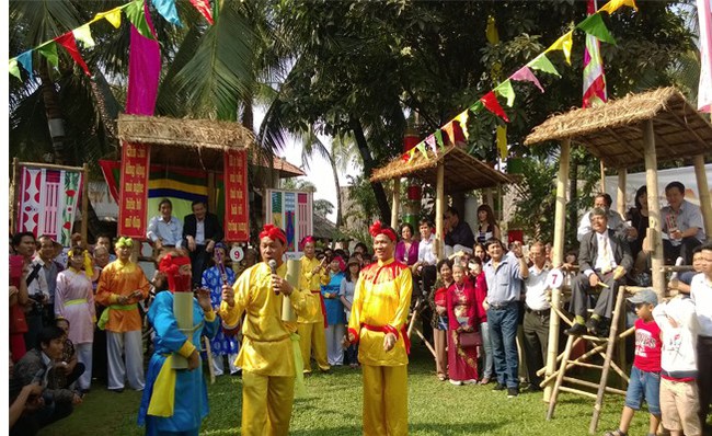 Bình Định: Lan tỏa sâu rộng phong trào xây dựng môi trường văn hóa lành mạnh, văn minh, tiến bộ - Ảnh 2.