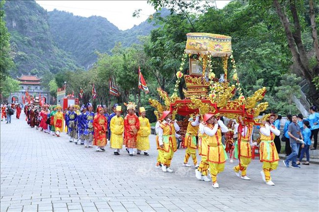 Lễ hội Hoa Lư năm 2025 lưu truyền nét văn hóa tiêu biểu, độc đáo của di sản văn hóa phi vật thể quốc gia - Ảnh 1.