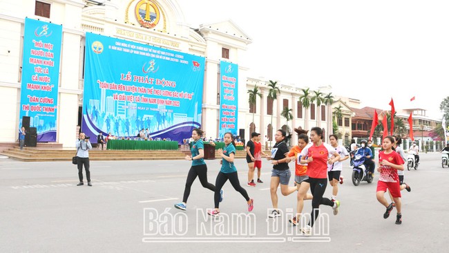 Sở VHTTDL Nam Định thực hiện nghiêm túc công tác theo dõi thi hành pháp luật năm 2024 - Ảnh 1.