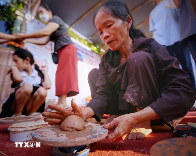 Quảng Ngãi: Bảo tồn làng nghề truyền thống gắn với phát triển du lịch - Ảnh 2.
