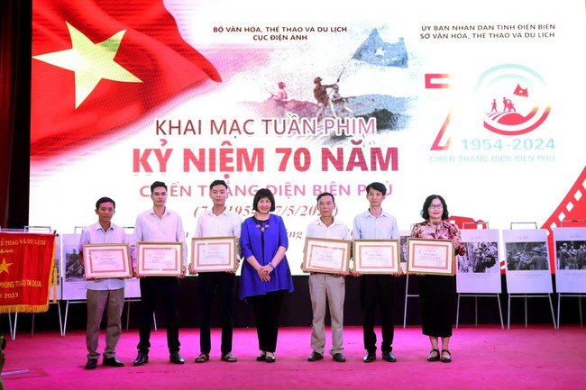 Khai mạc Tuần phim kỷ niệm 70 năm chiến thắng Điện Biên Phủ                   - Ảnh 7.