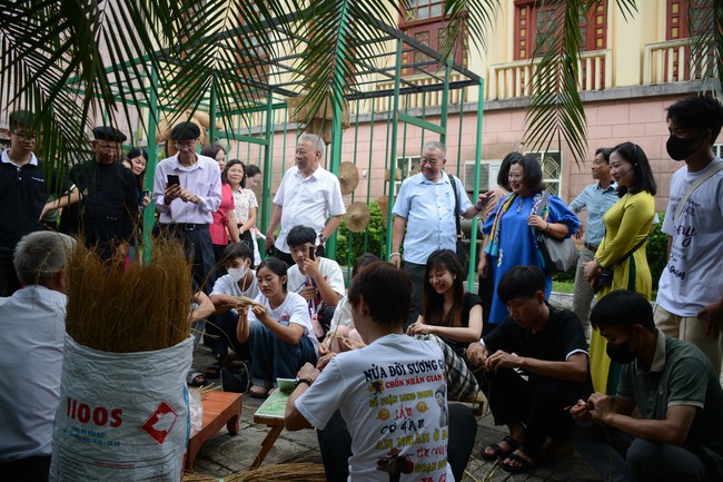 Bảo tàng Văn hóa các dân tộc Việt Nam khai mạc trưng bày “Môi trường xanh - Tương lai bền vững”  - Ảnh 3.