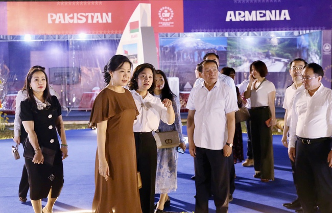Tổng duyệt Chương trình Lễ hội Văn hóa Thế giới tại Hà Nội lần thứ nhất - Ảnh 3. Tổng duyệt Chương trình Lễ hội Văn hóa Thế giới tại Hà Nội lần thứ nhất - Ảnh 3.