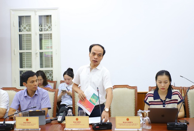 Bộ VHTTDL gấp rút triển khai các công việc liên quan đến tổ chức Hội chợ Mùa Thu năm 2025 - Ảnh 1. Bộ VHTTDL gấp rút triển khai các công việc liên quan đến tổ chức Hội chợ Mùa Thu năm 2025 - Ảnh 1.
