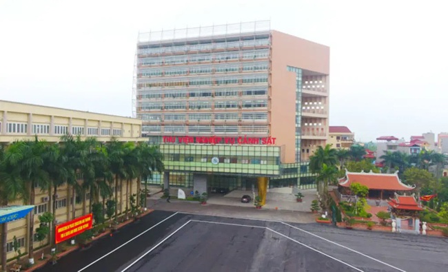 Phát triển thư viện số tạo nền tảng thuận lợi cho các hoạt động nghiên cứu khoa học tại Học viện Cảnh sát nhân dân - Ảnh 2. Phát triển thư viện số tạo nền tảng thuận lợi cho các hoạt động nghiên cứu khoa học tại Học viện Cảnh sát nhân dân - Ảnh 2.