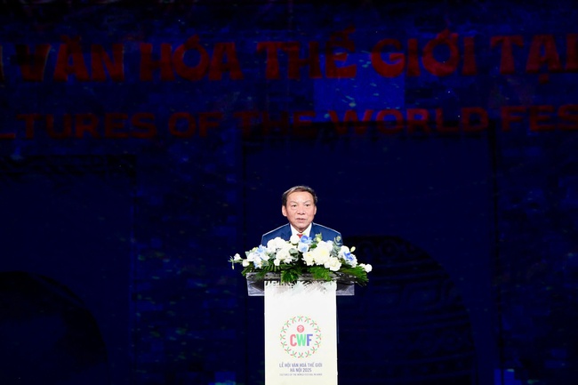 Bộ trưởng Nguyễn Văn Hùng: Lễ hội Văn hóa Thế giới tại Hà Nội khẳng định sức mạnh của văn hóa trong việc kết nối con người với con người  - Ảnh 1.