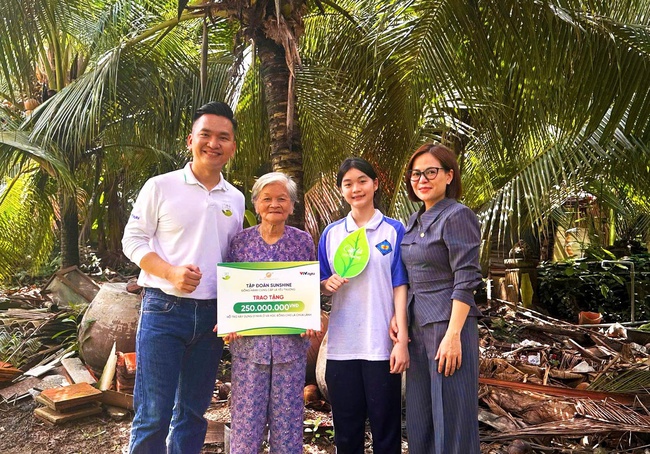 Sunshine Group tiếp tục lan tỏa hành trình “chạm tới trái tim” tại Phú Thọ & Đồng Tháp cùng Cặp lá yêu thương - Ảnh 6. Sunshine Group tiếp tục lan tỏa hành trình “chạm tới trái tim” tại Phú Thọ & Đồng Tháp cùng Cặp lá yêu thương - Ảnh 6.