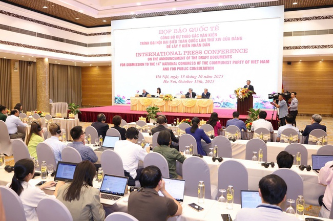 Họp báo quốc tế công bố dự thảo các Văn kiện trình Đại hội XIV của Đảng - Ảnh 2. Họp báo quốc tế công bố dự thảo các Văn kiện trình Đại hội XIV của Đảng - Ảnh 2.