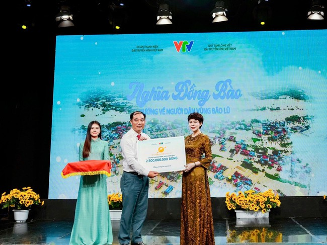 Sunshine Group ủng hộ 2,5 tỷ đồng, chung tay cùng Quỹ Tấm lòng Việt hướng về người dân vùng bão lũ - Ảnh 1. Sunshine Group ủng hộ 2,5 tỷ đồng, chung tay cùng Quỹ Tấm lòng Việt hướng về người dân vùng bão lũ - Ảnh 1.