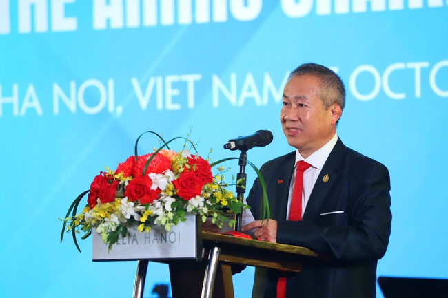 Bộ trưởng Nguyễn Văn Hùng trao cờ chuyển giao vai trò chủ nhà AMMS cho đại diện Campuchia - Ảnh 3. Bộ trưởng Nguyễn Văn Hùng trao cờ chuyển giao vai trò chủ nhà AMMS cho đại diện Campuchia - Ảnh 3.