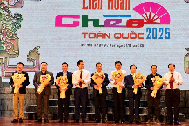 Điểm báo hoạt động ngành Văn hóa, Thể thao và Du lịch ngày 21/10/2025 - Ảnh 1. Điểm báo hoạt động ngành Văn hóa, Thể thao và Du lịch ngày 21/10/2025 - Ảnh 1.