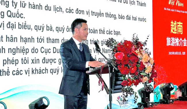 Sôi động Chương trình Giới thiệu Du lịch Việt Nam tại Bắc Kinh - Ảnh 3. Sôi động Chương trình Giới thiệu Du lịch Việt Nam tại Bắc Kinh - Ảnh 3.