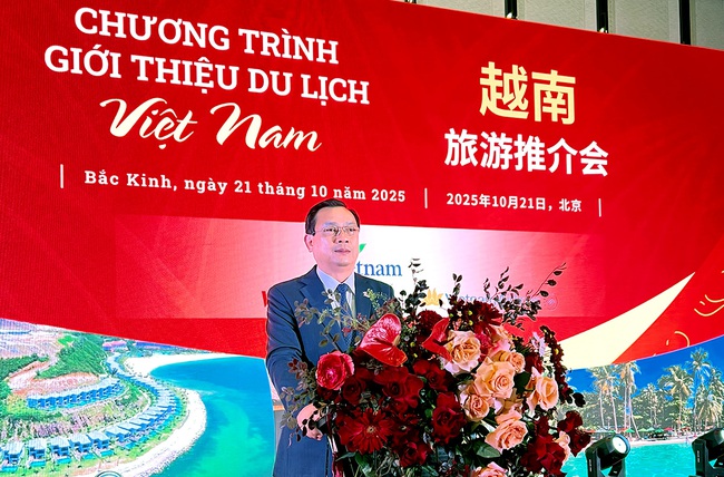 Sôi động Chương trình Giới thiệu Du lịch Việt Nam tại Bắc Kinh - Ảnh 1. Sôi động Chương trình Giới thiệu Du lịch Việt Nam tại Bắc Kinh - Ảnh 1.