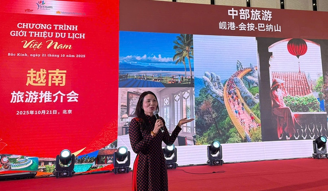 Sôi động Chương trình Giới thiệu Du lịch Việt Nam tại Bắc Kinh - Ảnh 6. Sôi động Chương trình Giới thiệu Du lịch Việt Nam tại Bắc Kinh - Ảnh 6.